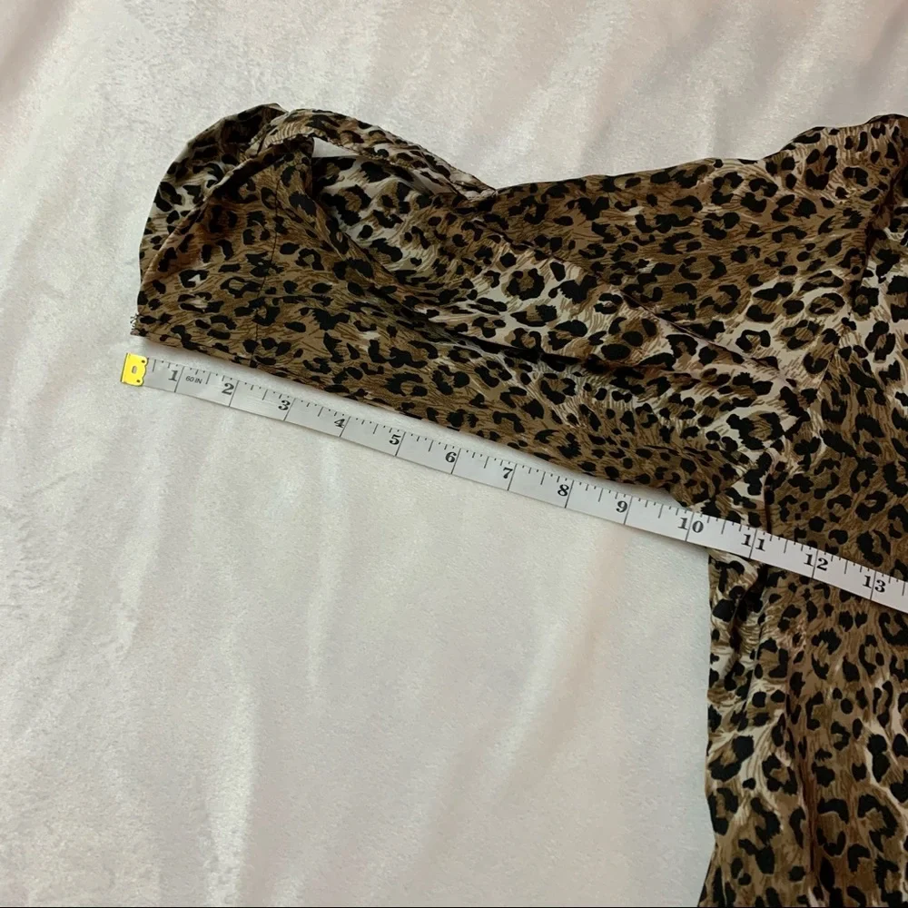 Twik Simons Cheetah Hi-Low 3/4 Sleeve Top Small - Picture 11 of 14
